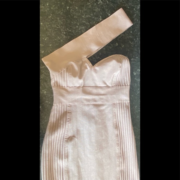 MISGUIDED premium Light Pink bandage one shoulder bodycon mini dress - Picture 9 of 10